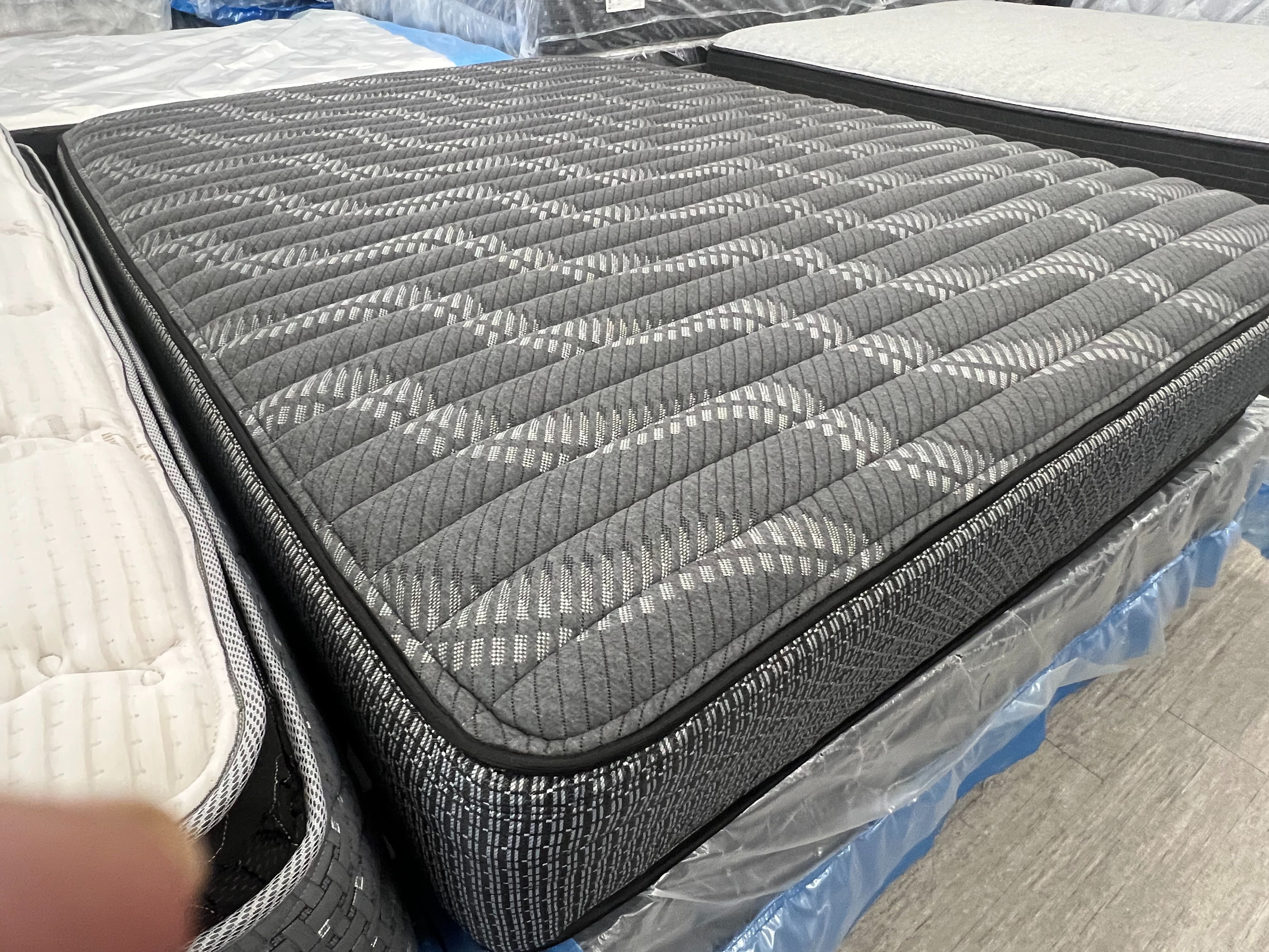 🚀🚀SALE! SALE! SALE! Factory Overstock Mattresses, Kings, Queens, Fulls and Twins… Must Sell Everything🚀🚀