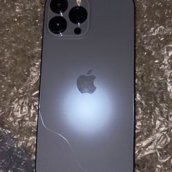 13 Pro Max Unlocked Cracked Back 