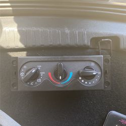 A/C Control Assembly OEM Navistar Trucks
