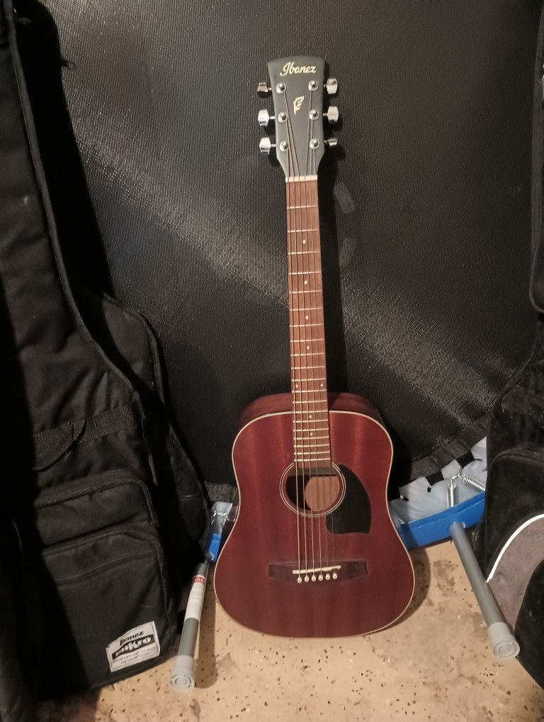 Ibanez ¾ Size Acoustic Guitar