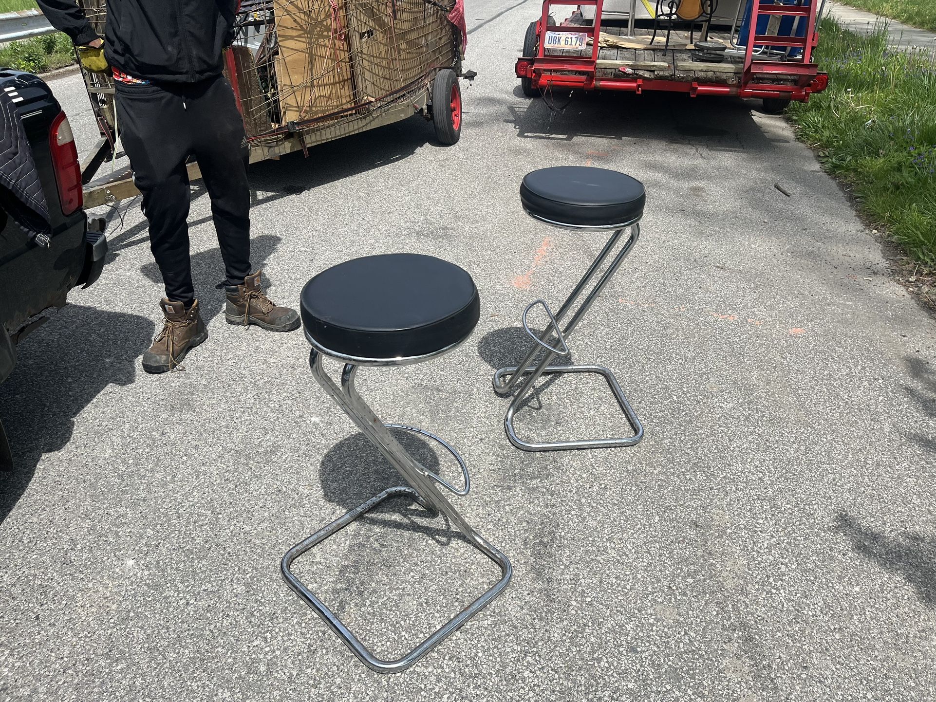 20 Bucks A Stool/chair
