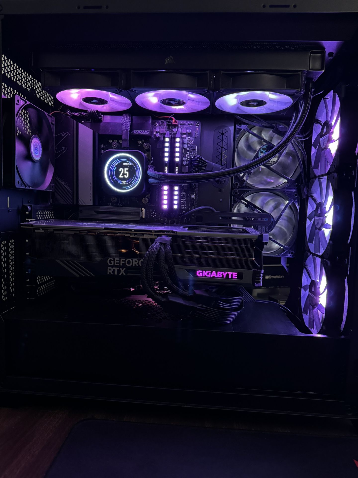Ryzen 9 7900x3D RTX 4090 Custom PC, Monitor + Mount, G502 Lightspeed Mouse + G513 Carbon Keyboard