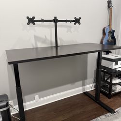 Stand Up Desk W/ Dual Monitor Stands.