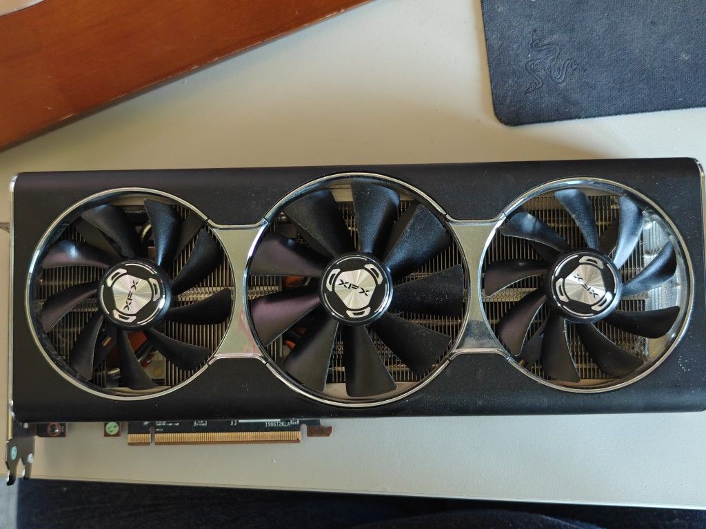 XFX Radeon 5700 XT