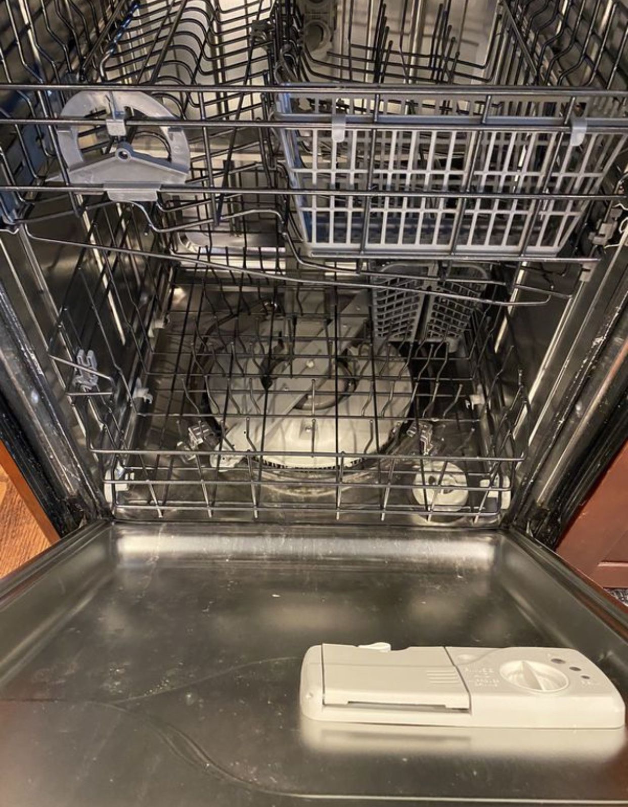 Jenn Air Dishwasher for Sale in Lynnwood, WA OfferUp