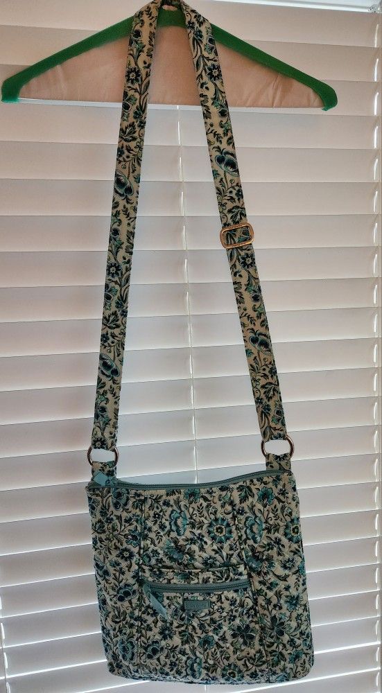 Vera Bradley Hipster Purse/Never Used