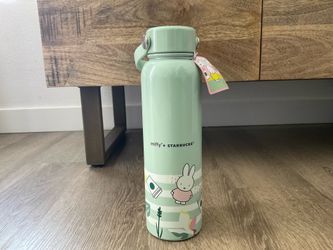 Starbucks x Miffy mint green water bottle 27oz