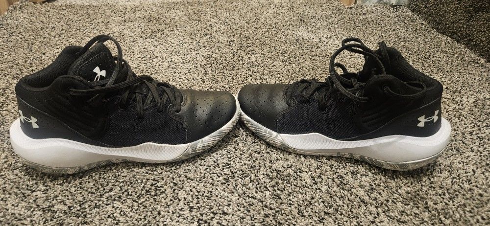 Under Armour Boys Youth Shoes