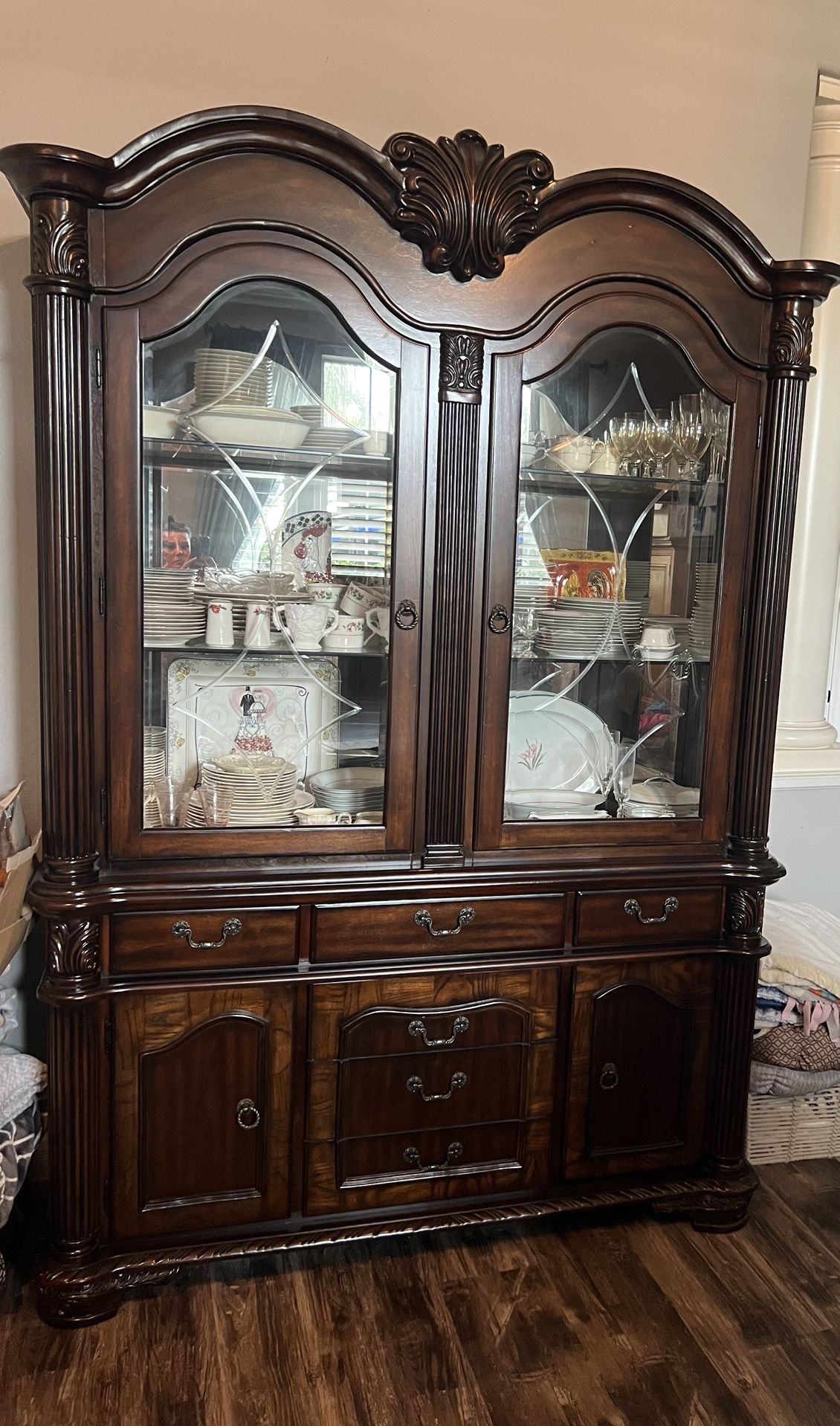 Formal Dining Table , 8 Chairs, Matching Hutch, Entry Table with Matching Mirror