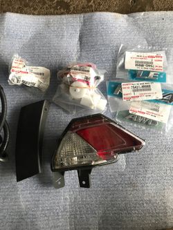 2016 Toyota RAV 4 R-rear beck up lamp
