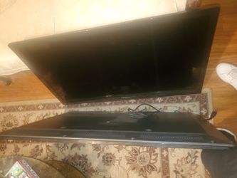 Two insignia 40in TV