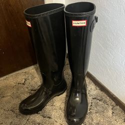 Womens Hunter Rubber Boots $55.00