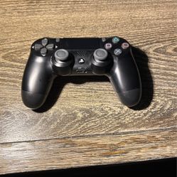 PS4 Controller 