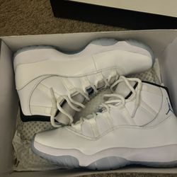 Jordan 11 Legend blue