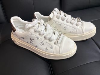 Luis Vuitton time out sneakers
