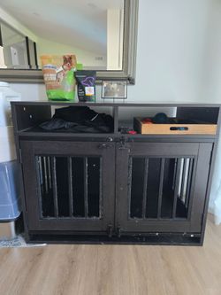 Pet supplies and crate bundle