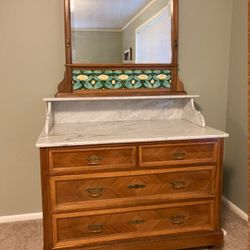Solid Wood Dresser With Mirror And Marble 