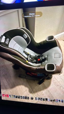 Convertible car seat