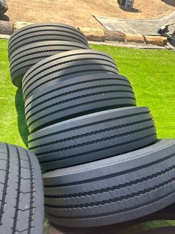 225/70/19.5 Michelin