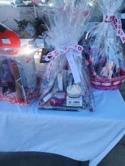 Valentine's Gift Baskets