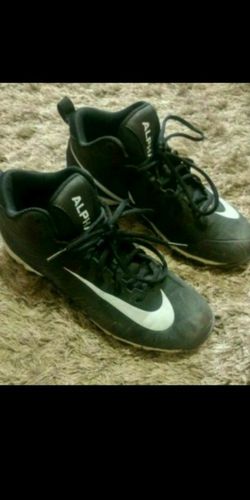 Nike Football Cleats size 8 Mens