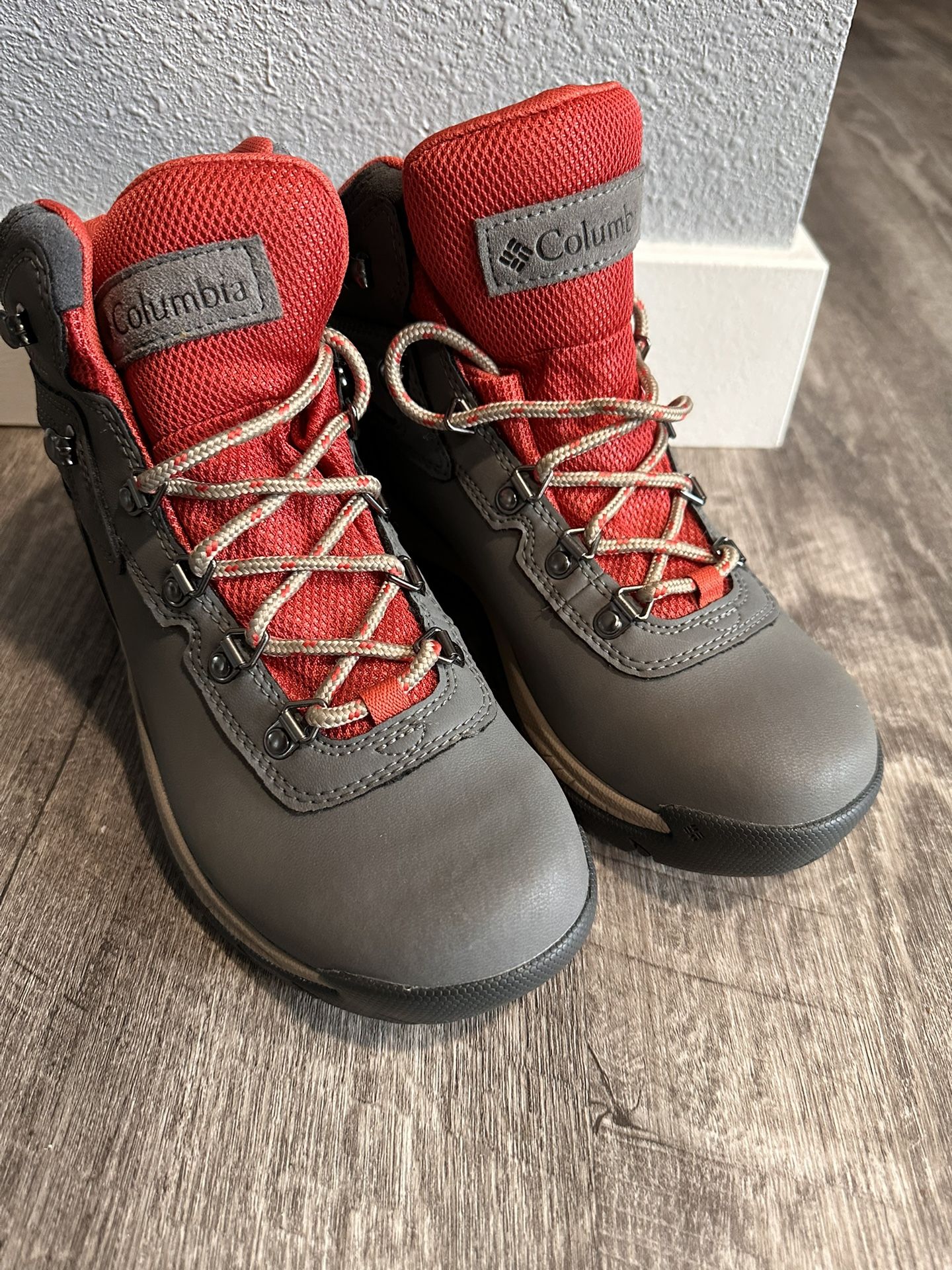 Women’s Columbia Hiking Boots