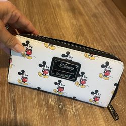 Mickey Mouse Disney Loungefly Wallet