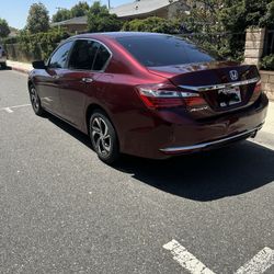 2016 Honda accord Sedan Clean Title 