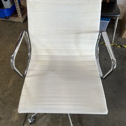 Office / Gaming Chair 
