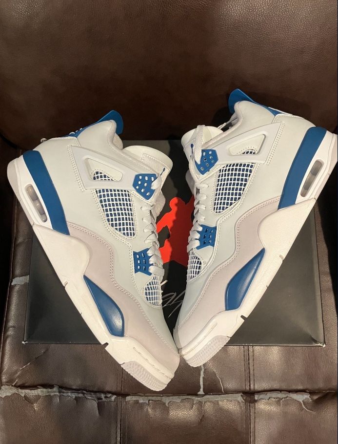 Nike Air Jordan 4 Retro Military Blue Size 11