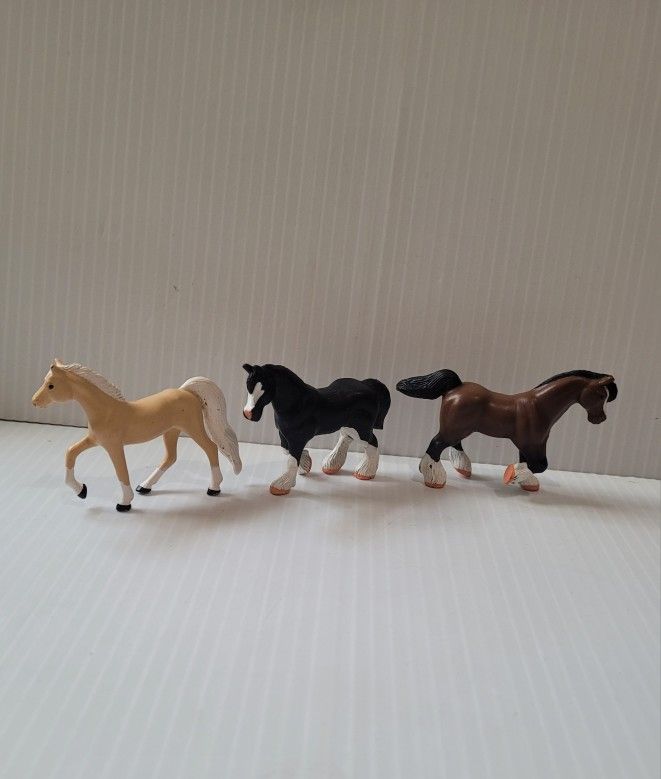 Vintage Empire Mini Plastic Horse 1997 Lot Of 3 Retired 2" Tall