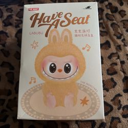 authentic have a seat labubu / hehe (grey)