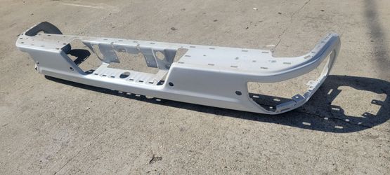 20 chevy silverado  and G m c sierra 1500 and 2500 rear bumper