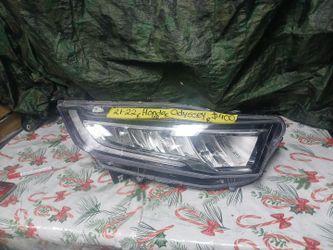 2021-22 Honda Odyssey Right Headlight LED