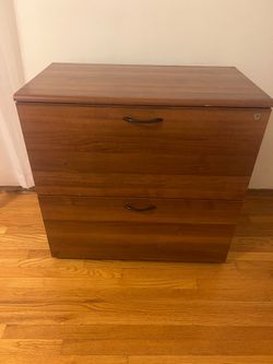 Lateral File Cabinet 2 drawers