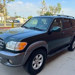 2004 Toyota Sequoia