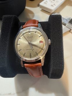 Vintage mechanical Helios with date