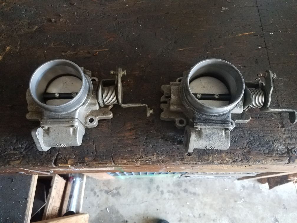 Jeep 4.0L Throttle body