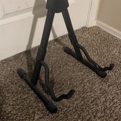 Guitar stand