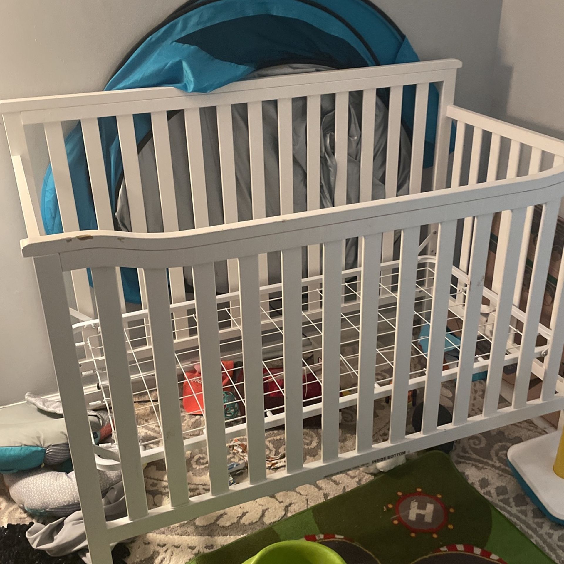 White Crib / Toddler Bed 25 Still Available 11/28 for Sale in Virginia Beach, VA OfferUp