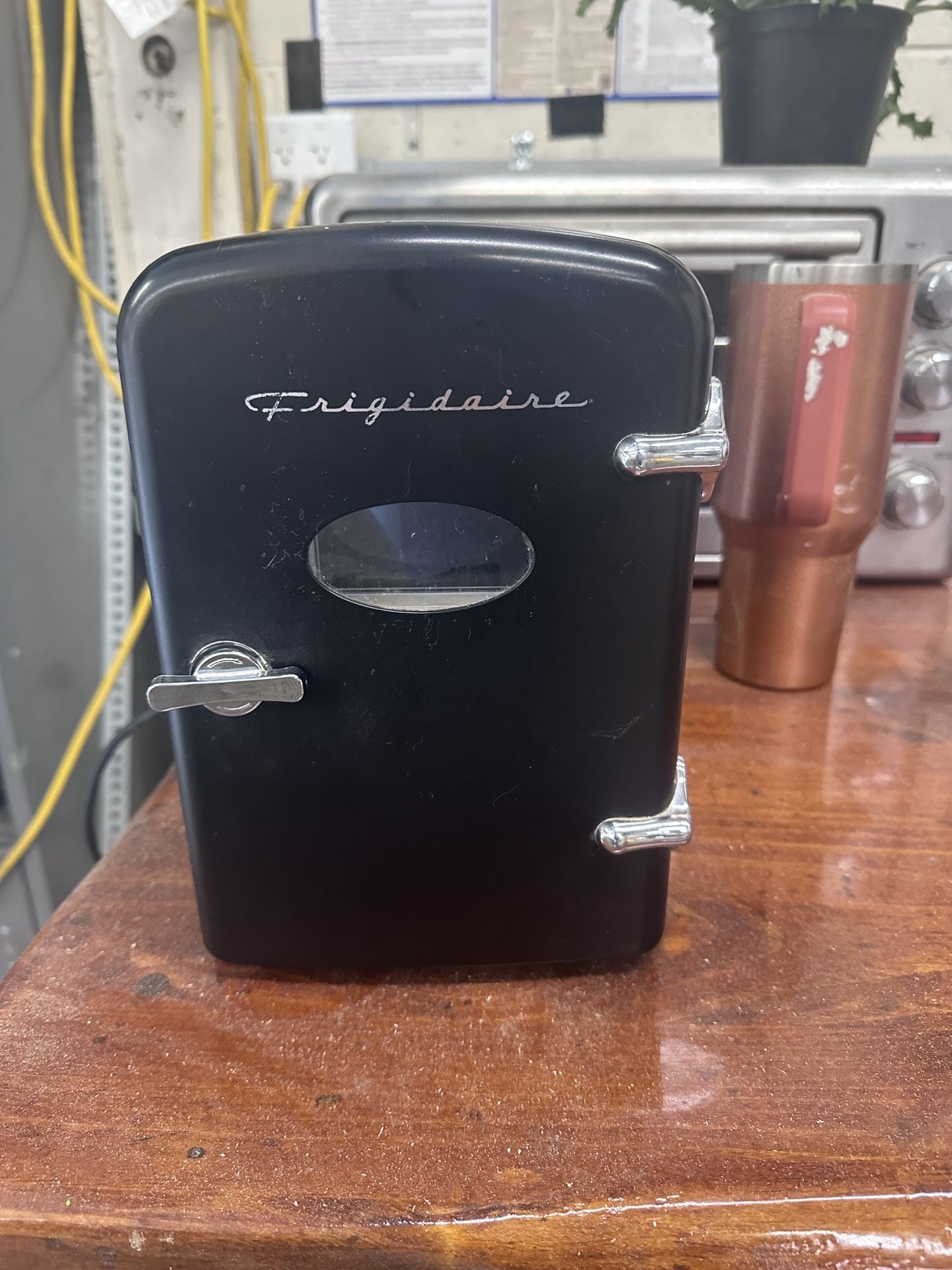 Like New Mini Frigidaire Fridge