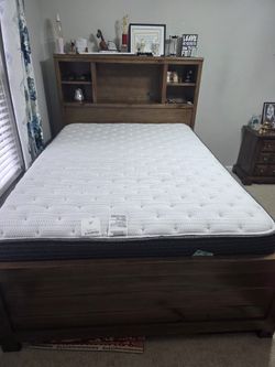 Gently used Full bed with mattress