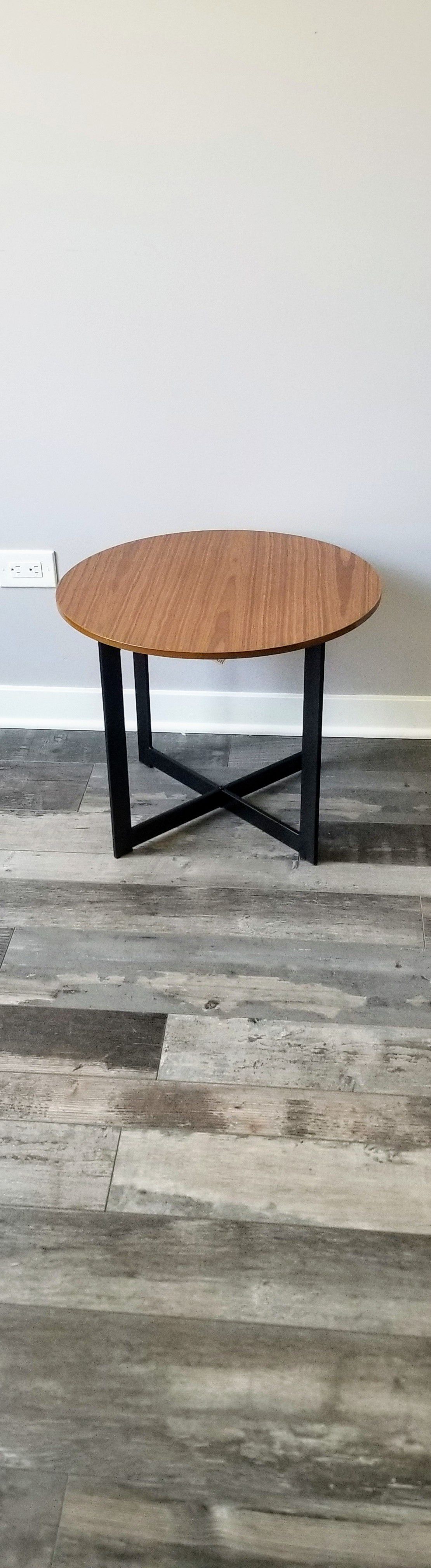 End table plant stand walnut and black