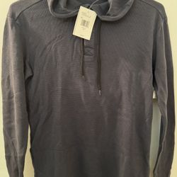 BRAND NEW WITH TAGS NEVER WORN Guess Navy Men’s Hoodie Sweatshirt Size US Men’s S Small