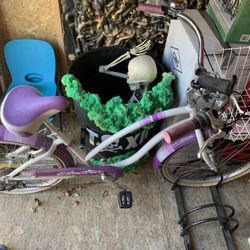 Electra Beach Cruiser Bicycle 