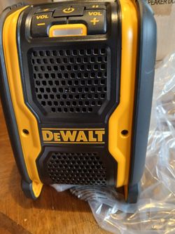 Dewalt 12v/20v max BLUETOOTH SPEAKER