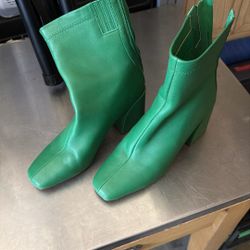 Steve Madden Lynden Green Patent Boots Size 8M
