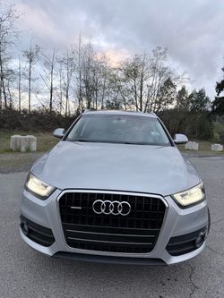 2015 Audi Q3 2.0T Quattro Premium Plus VIN WA1EFCFS0FR013487 4 door wagon sport utility 2.0L I4 F DOHC 16V engine Flex fuel All wheel drive Clean titl