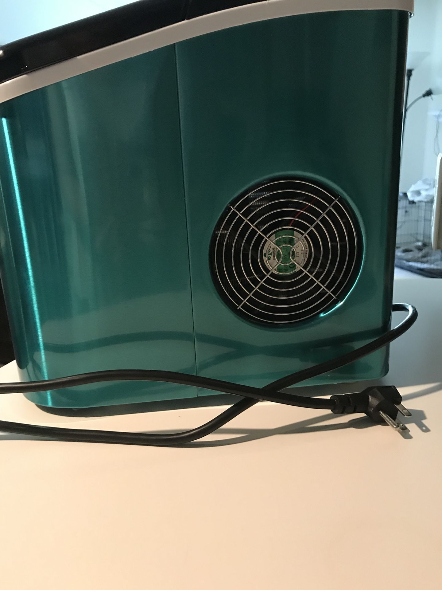 Tramontina Ice Maker for Sale in Wilmington, NC OfferUp