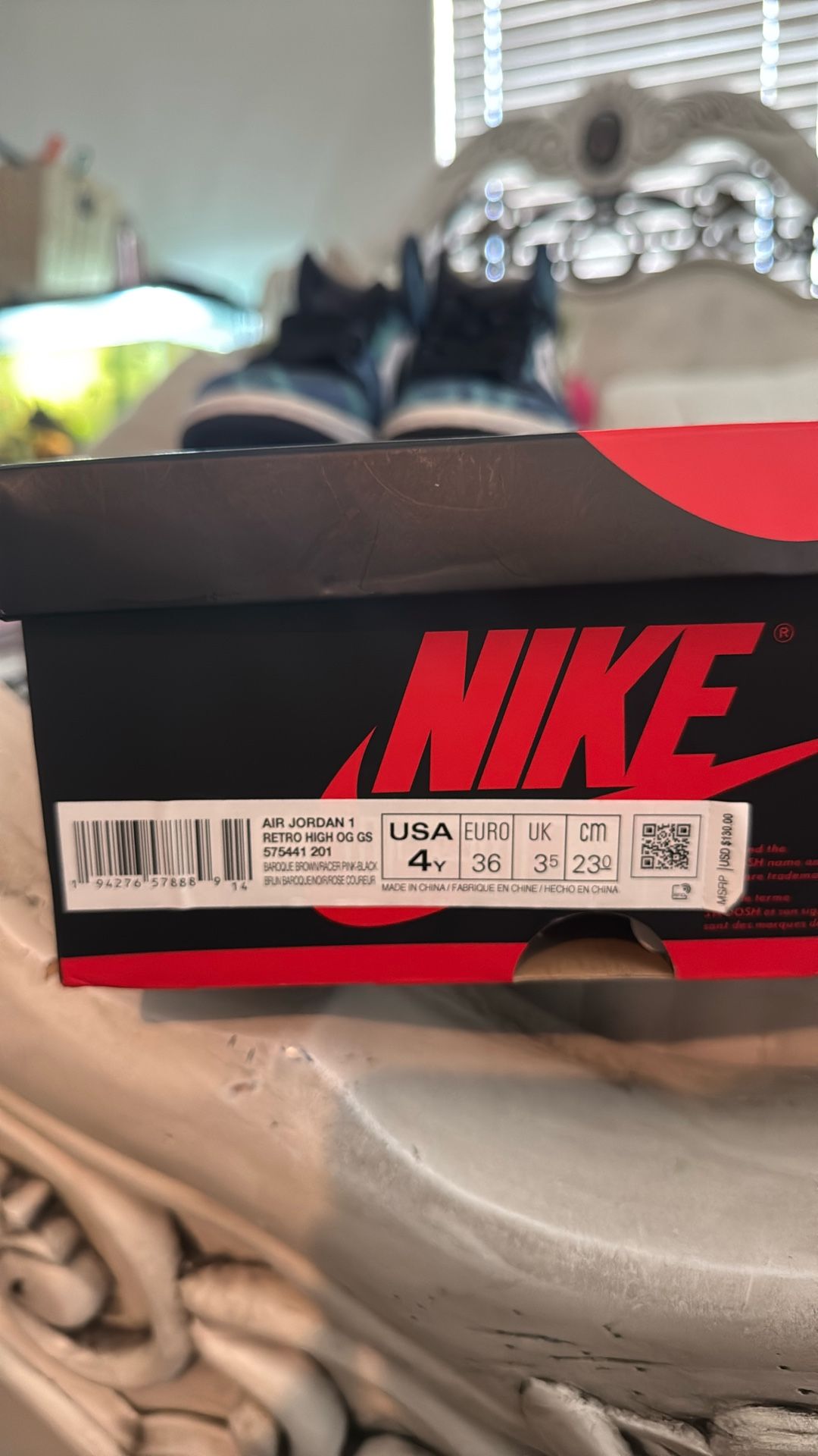 jordan 1 retro high og gs size 4Y